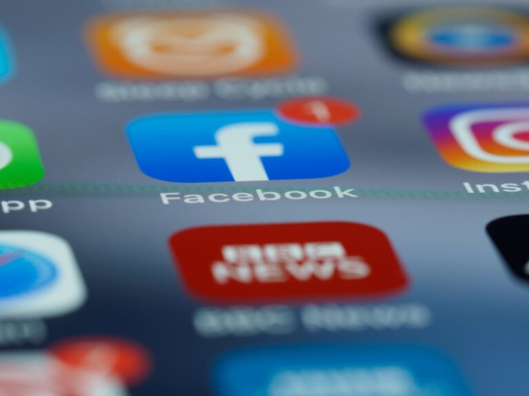 To Facebook έγινε 20 χρονών