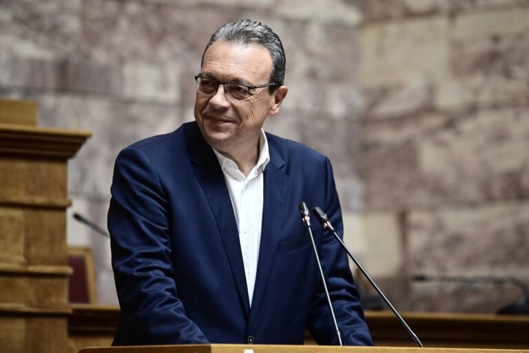Σ. Φάμελλος σε ΘΕΜΑ ΚΡΗΤΗΣ: “Η υποβάθμιση της χώρας μας από την Ευρώπη είναι αποτέλεσμα των πολιτικών Μητσοτάκη”