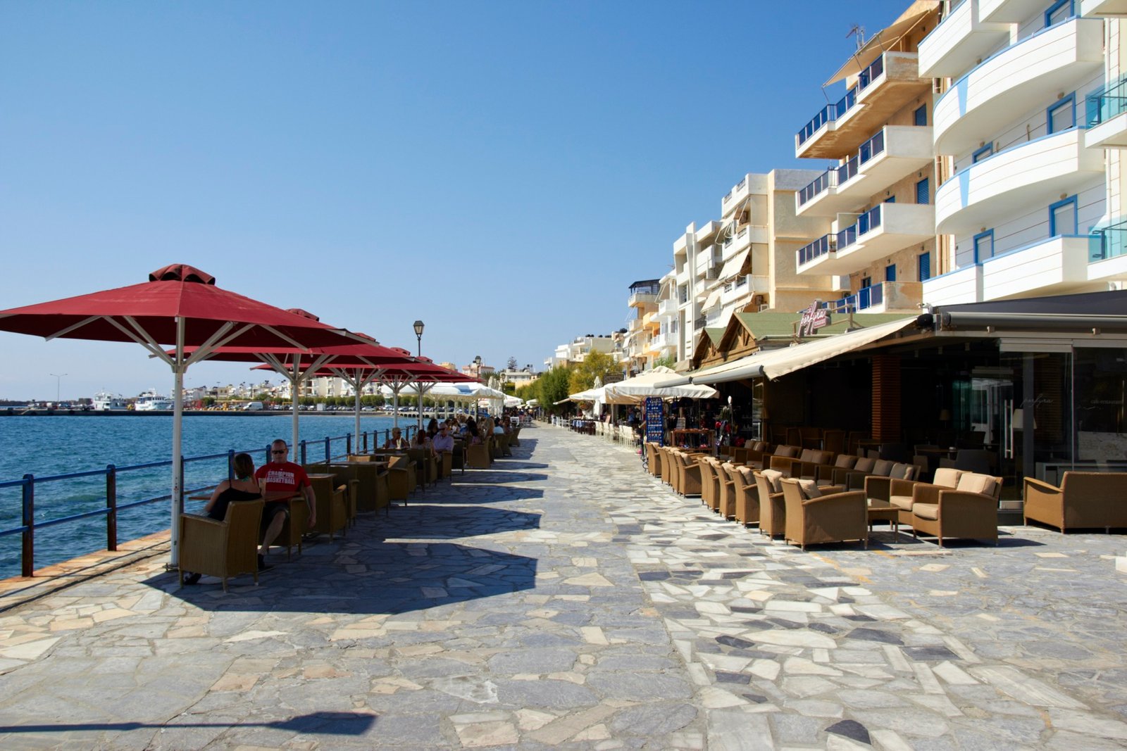 Μαζική διαμαρτυρία για τις κατεδαφίσεις στην Ιεράπετρα