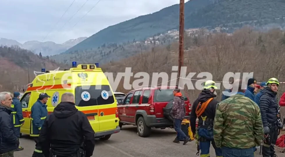 Νεκρός ΕΚΑΒίτης από πτώση σε γκρεμό