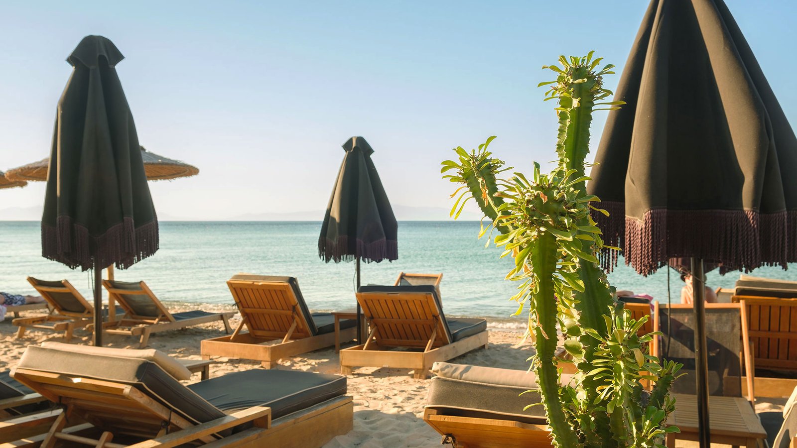 Σοβαρές αντιδράσεις για τις παραλίες