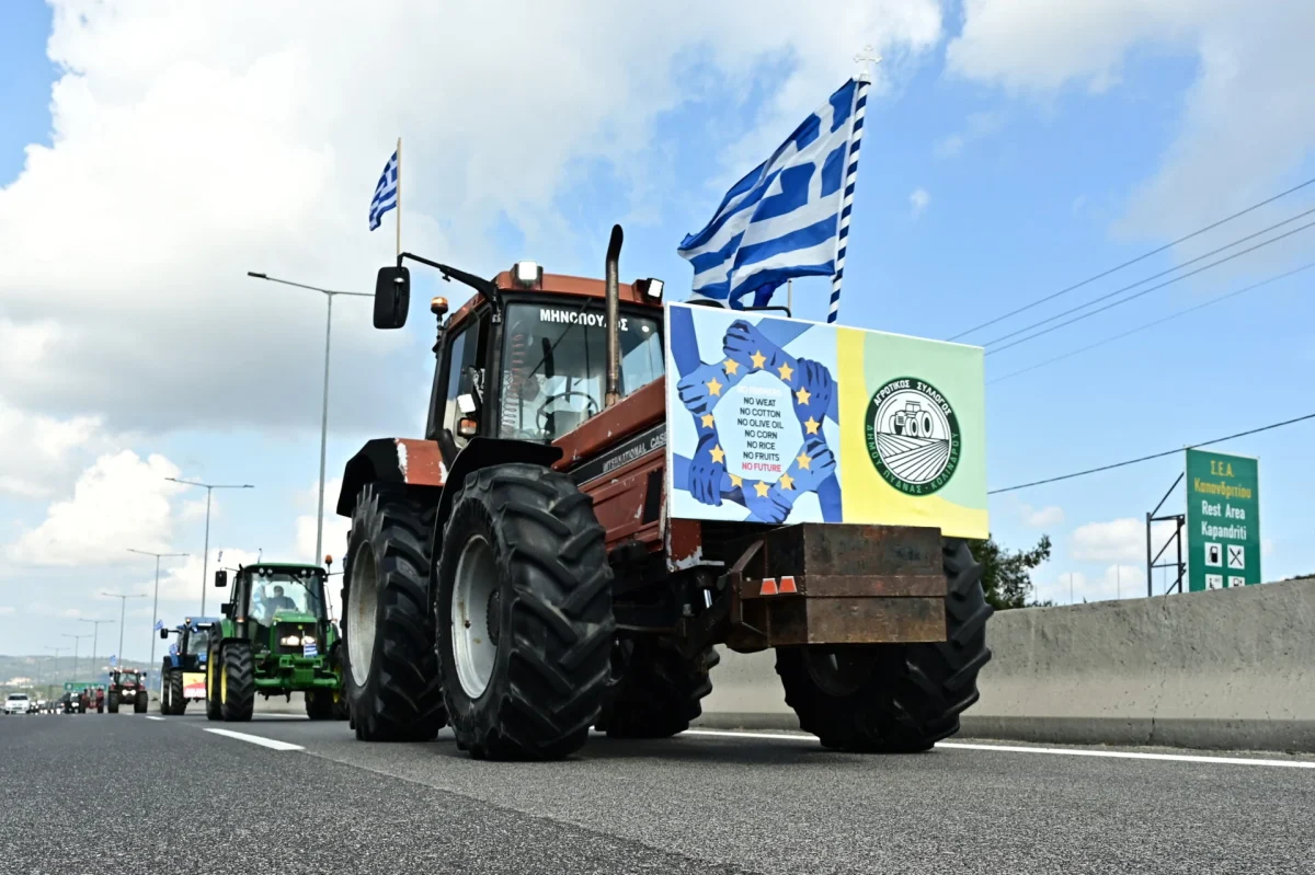 Μπήκαν στην Αθήνα οι αγρότες