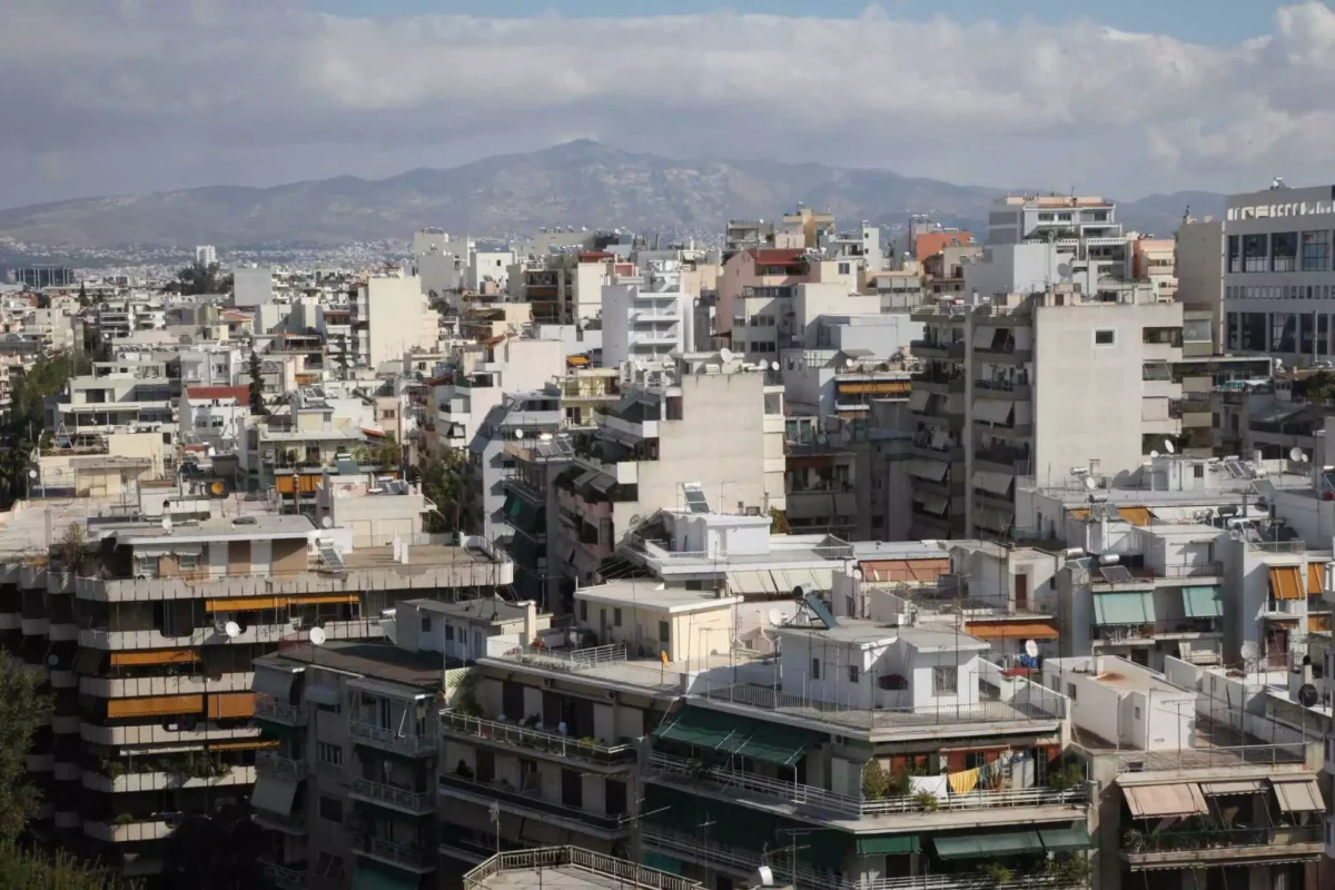 Τροπολογία για αύξηση στα 800.000 ευρώ για τη Golden Visa