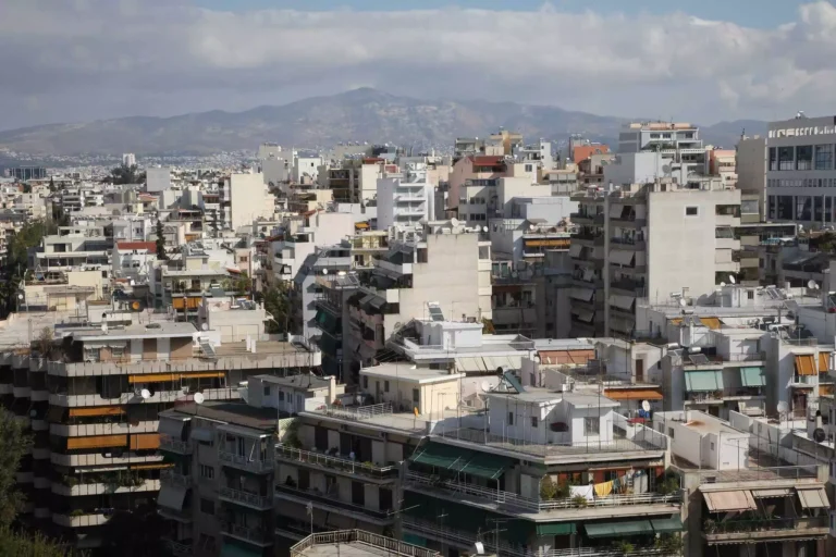 Τροπολογία για αύξηση στα 800.000 ευρώ για τη Golden Visa