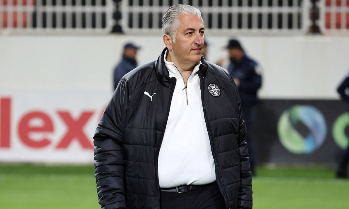 Ο Μπούσης είναι εδώ-Ηγετικό μήνυμα από τον πρόεδρο του ΟΦΗ