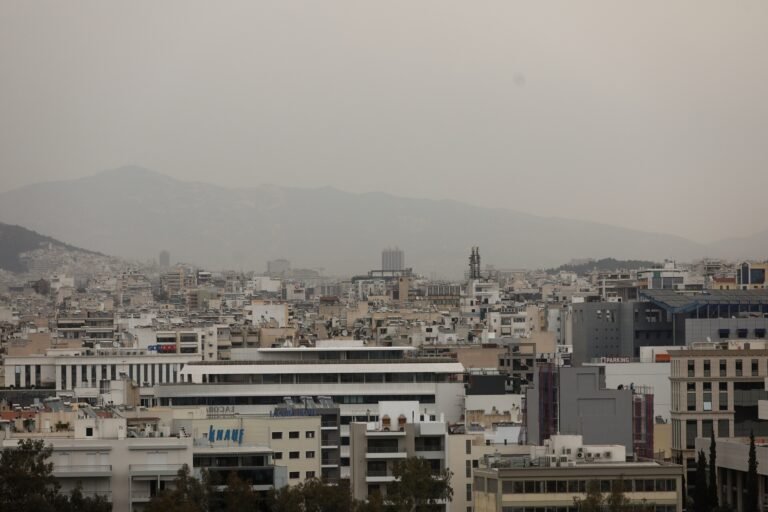 Νέο κύμα αφρικανικής σκόνης θα επηρεάσει από σήμερα την Ελλάδα