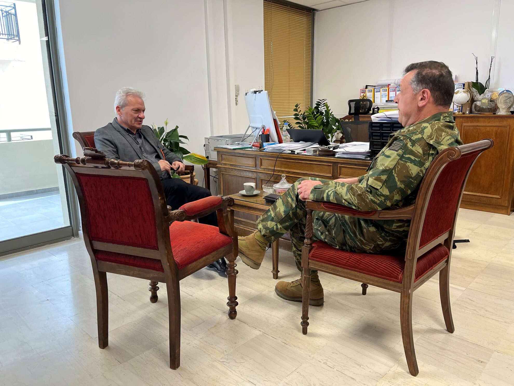 Τον Διοικητή της ΣΕΑΠ συνάντησε ο Δήμαρχος Ηρακλείου