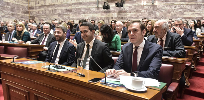 Χάος στο ΠΑΣΟΚ