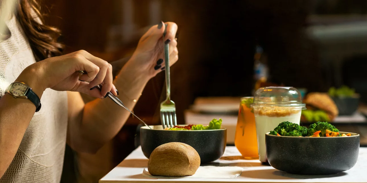 Έρευνα: Συνδέεται με κίνδυνο καριαγγειακού θανάτου η διαλειμματική νηστεία