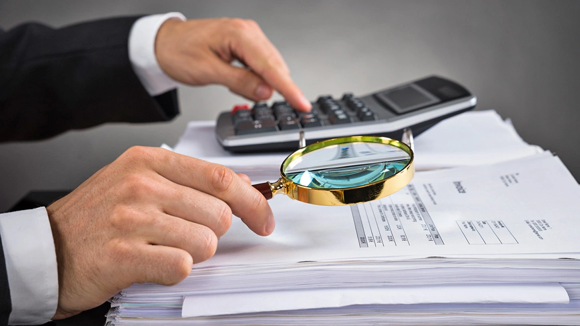 Εφορία: Διπλή πίεση στους μεγαλοφειλέτες με δημοσιοποίηση ονομάτων και πλειστηριασμούς