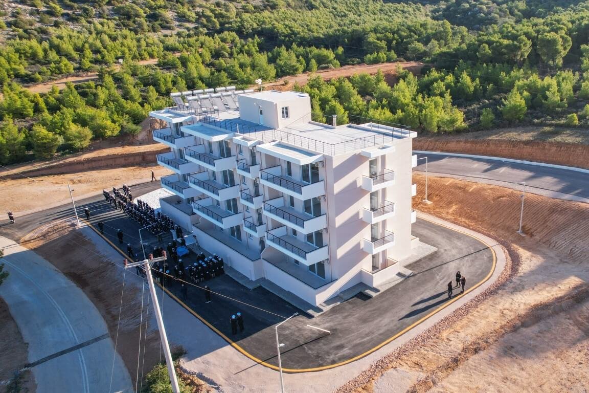 Ένοπλες Δυνάμεις: 1.400 κατοικίες για στρατιωτικούς σε Έβρο και 13 νησιά του Αιγαίου