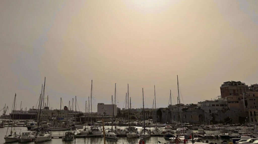 Αφρικανική σκόνη: Πότε καθαρίζει η ατμόσφαιρα