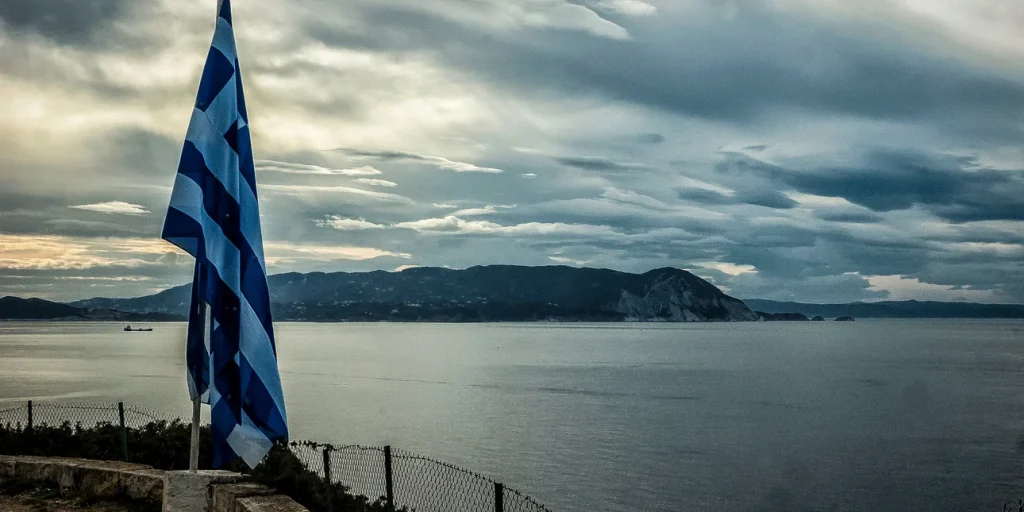 Μ. Παρασκευή με ζεστό καιρό – Μετά το Πάσχα θα χαλάσει