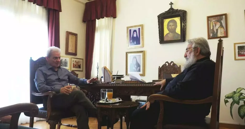 Δήμος Ηρακλείου: Θέλουν να χαμηλώσουν τους τόνους διαμάχης με την Αρχιεπισκοπή