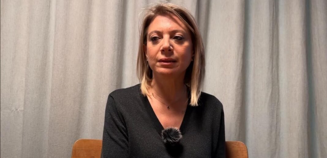 Γιατί αισθάνεται τύψεις η Καρυστιανού