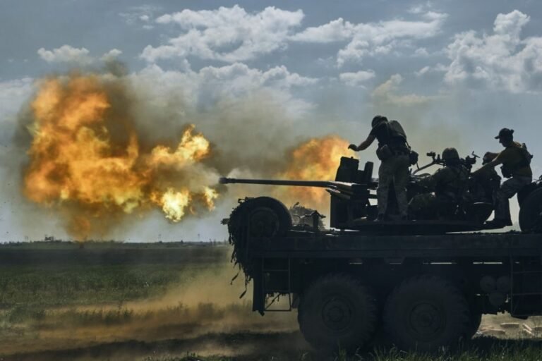 Πληροφορίες για αποστολή στρατευμάτων από τη Γαλλία στην Ουκρανία
