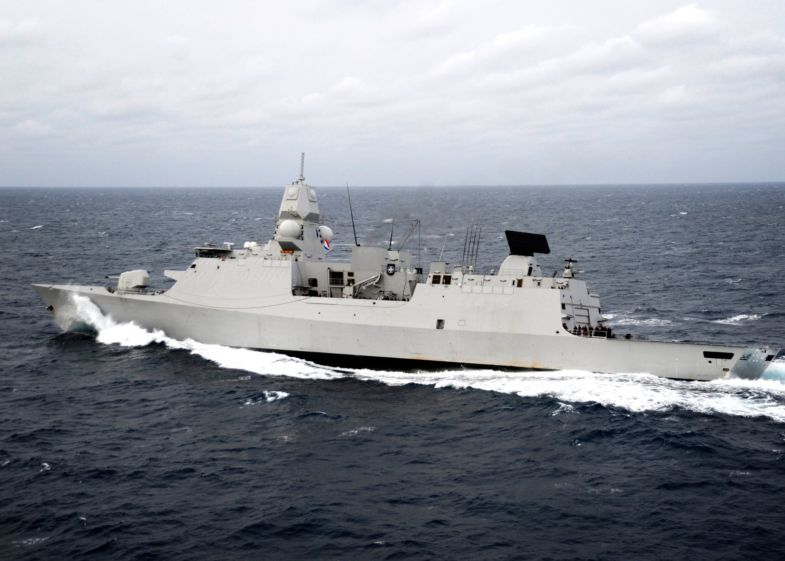 Αλλάζει όλο το στόλο της η Ολλανδία