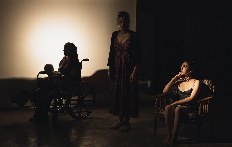 “Όλο σπίτι, κρεβάτι κι εκκλησία” στο κανάλι πολιτισμού του Δήμου Ηρακλείου