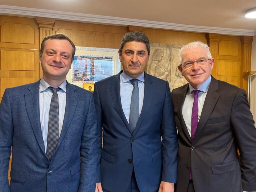 Ο Υπουργός με τη νέα ηγεσία του ΕΛΓΑ και τον κρητικό Αντιπρόεδρο