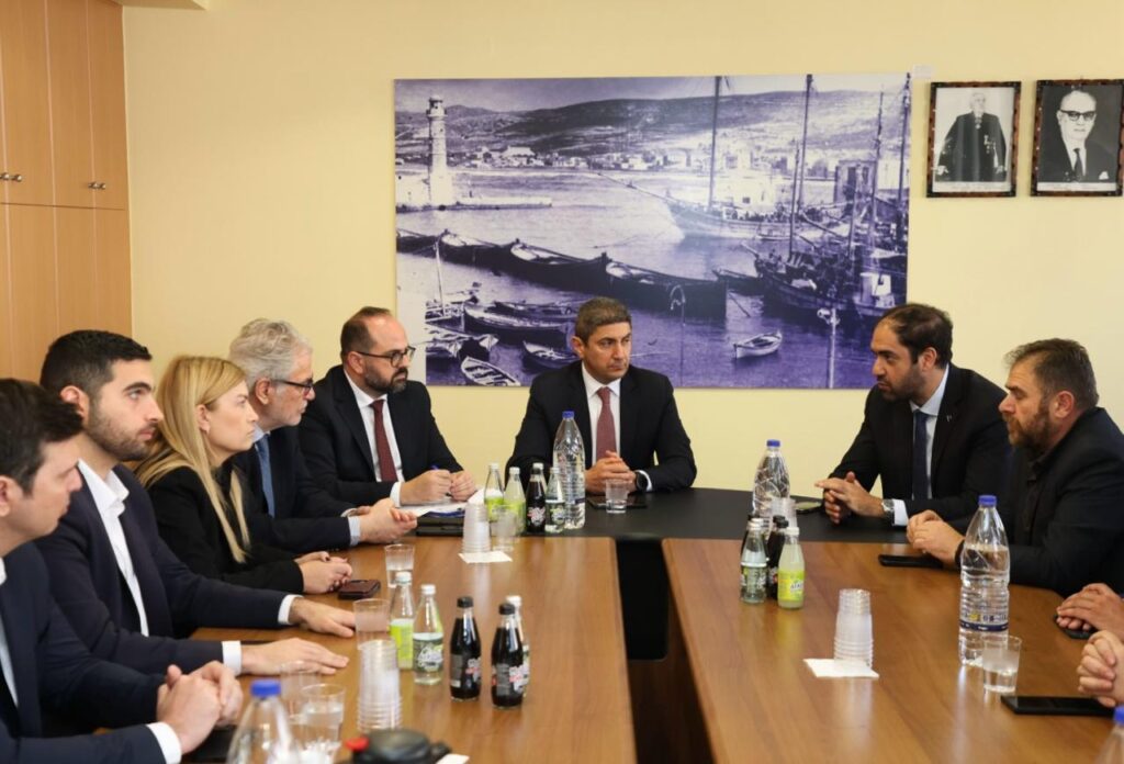 Η Κρήτη ως νησί δικαιούται Μεταφορικό Ισοδύναμο – Δεσμεύσεις στο πλαίσιο σύσκεψης στο Ρέθυμνο