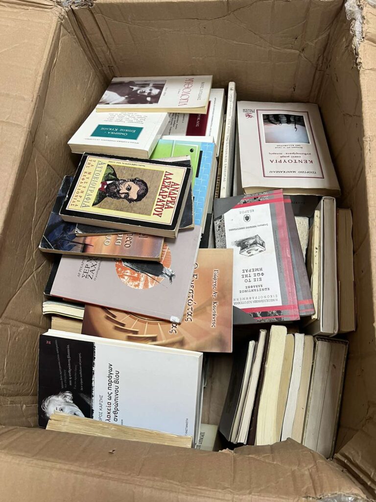 100 βιβλία στο Βενιζέλειο Νοσοκομείο, δωρεά από τον κ. Ζαμάνη