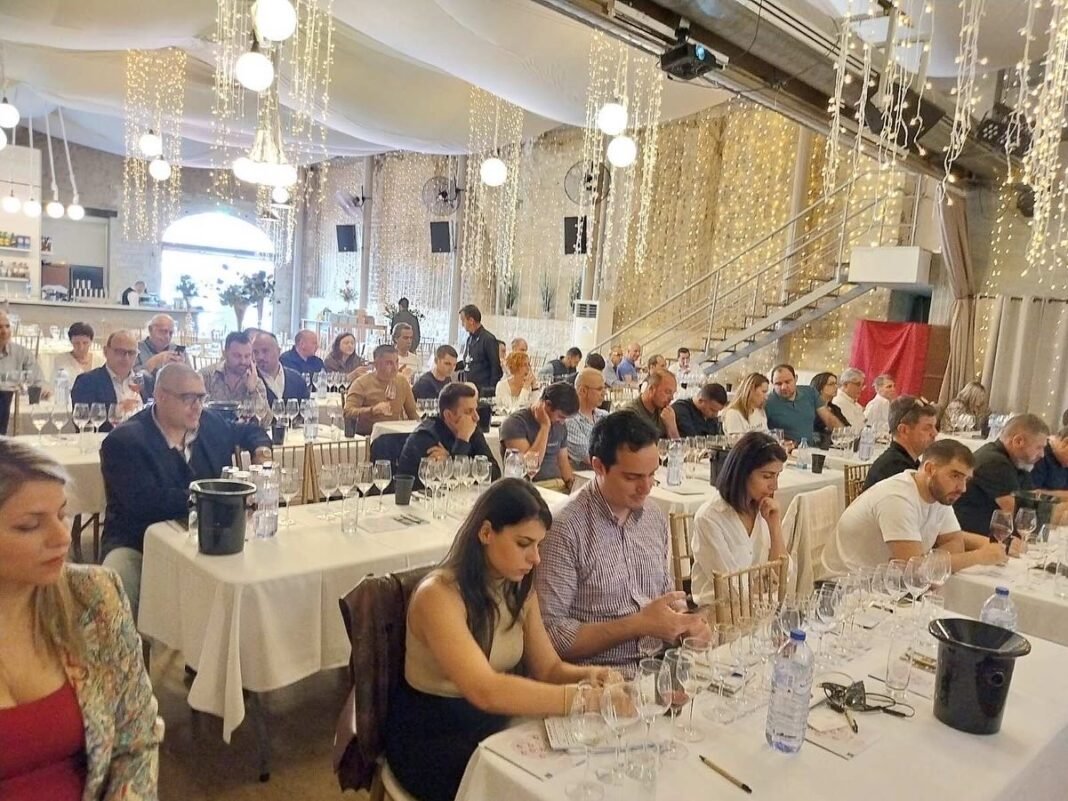 Στην Κύπρο τα ΟιΝοτικά