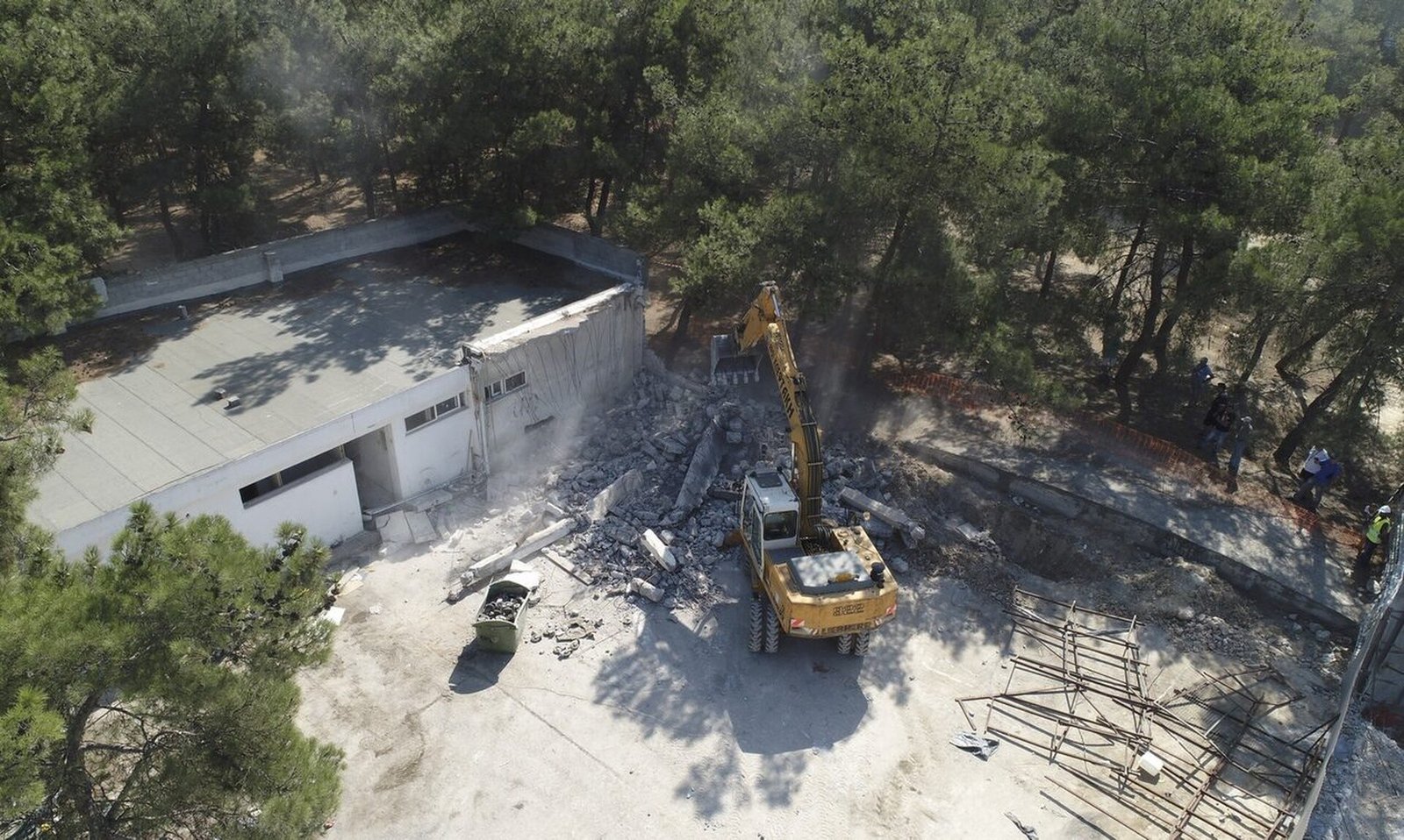 Αυθαίρετα: Νέο σχέδιο νόμου με fast track κατεδαφίσεις – Τα πρόστιμα