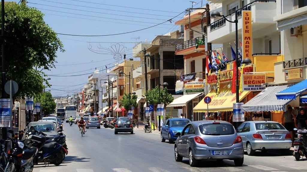 Χερσόνησος: Ψάχνουν πώς θα λύσουν το κυκλοφοριακό