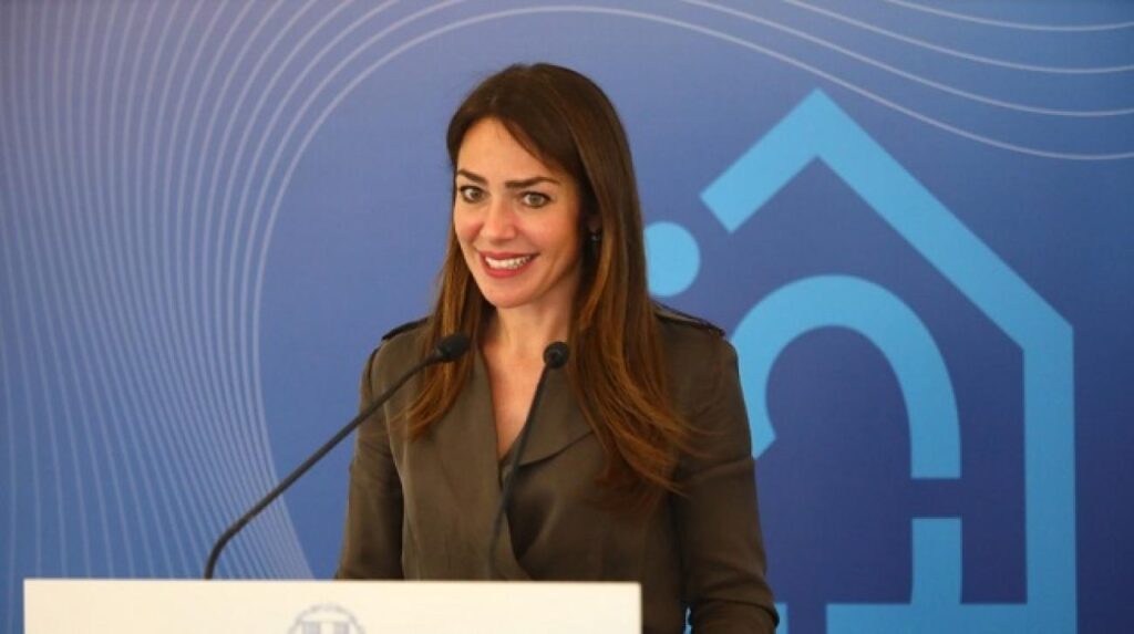 Δ.Μιχαηλίδου: Μείωση πλαφόν για τις ασφαλιστικές εισφορές