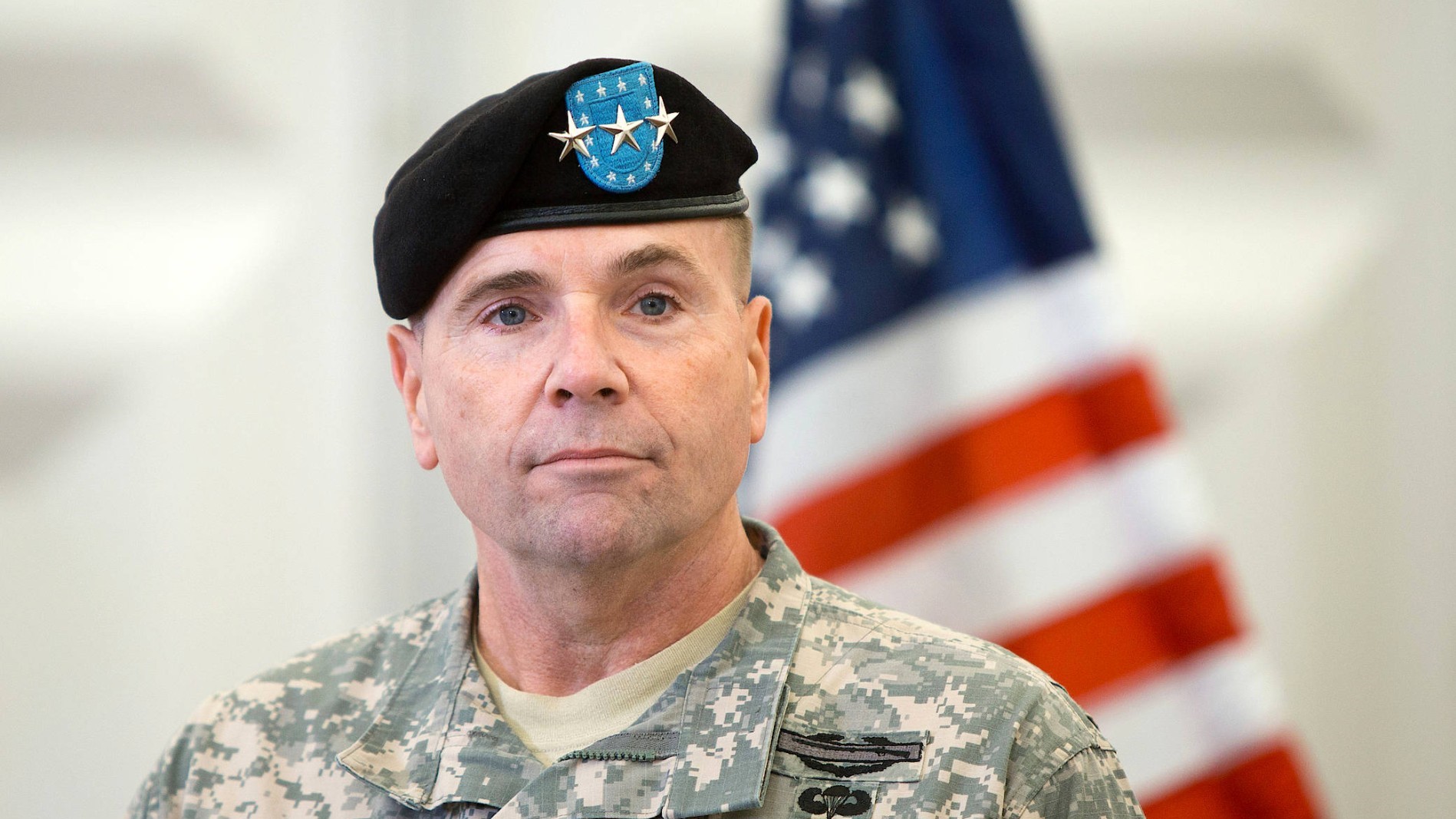 Ben Hodges: Στρατηγικός στόχος η ήττα της Ρωσίας