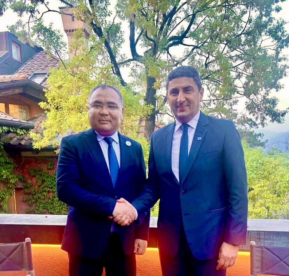 Νέοι δρόμοι συνεργασίας Ελλάδας και Ουζμπεκιστάν