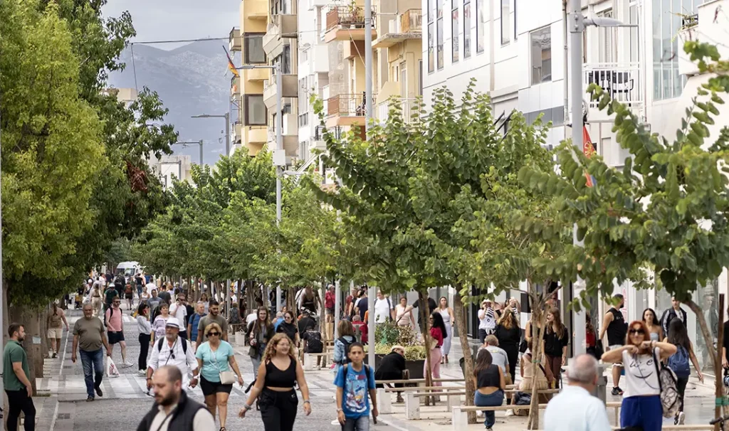 Με ελπίδες ανάκαμψης αρχίζει το Πασχαλινό Ωράριο καταστημάτων