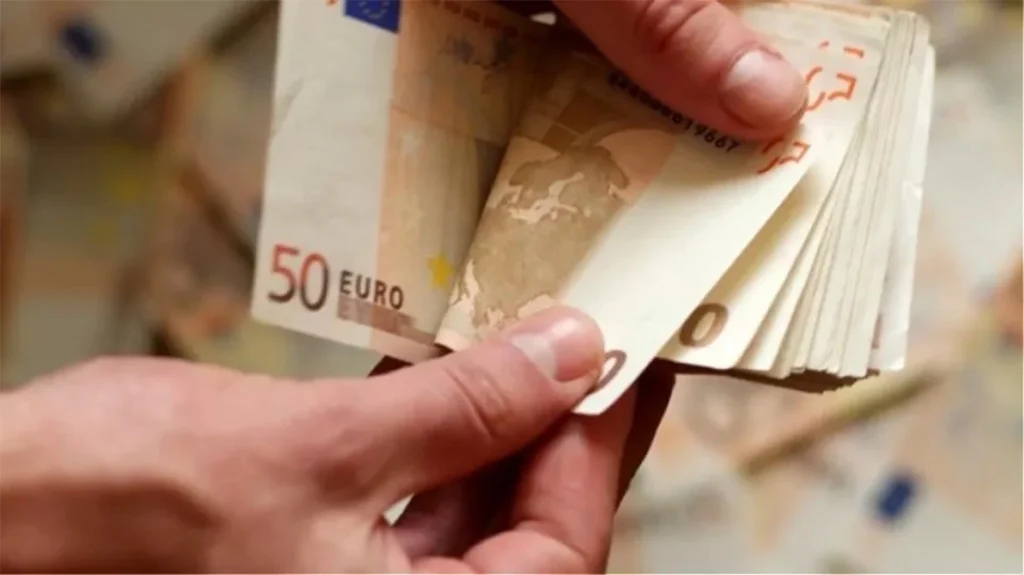 Προς νέο ρεκόρ στις συνταξιοδοτήσεις φέτος