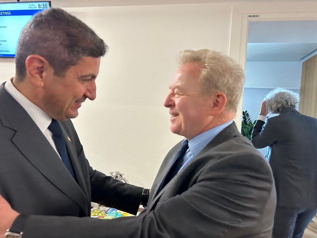 Ικανοποίηση Βοϊτσεσχόφσκι κατά τη συνάντηση με Αυγενάκη