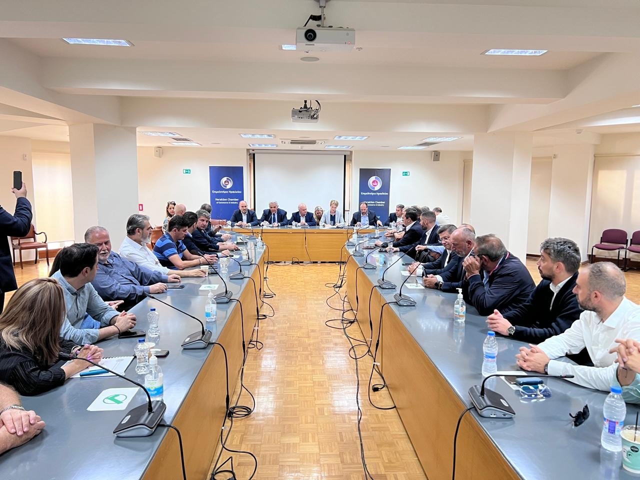 Η ΔΕΕΠ για την επίσκεψη Σδούκου στο Ηράκλειο