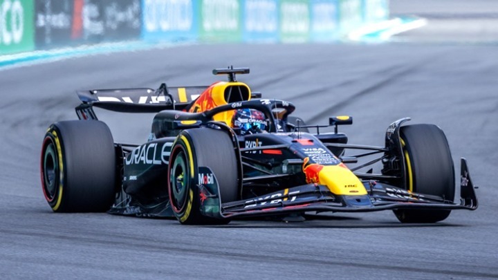 Πρωτιά Βερστάπεν στο σπριντ του Μαϊάμι