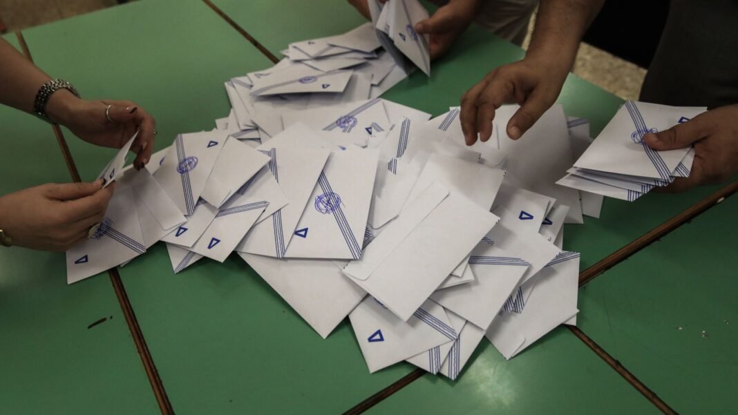 Τέσσερις δημοσκοπήσεις δίνουν πρώτη ΝΔ και δεύτερο ΣΥΡΙΖΑ