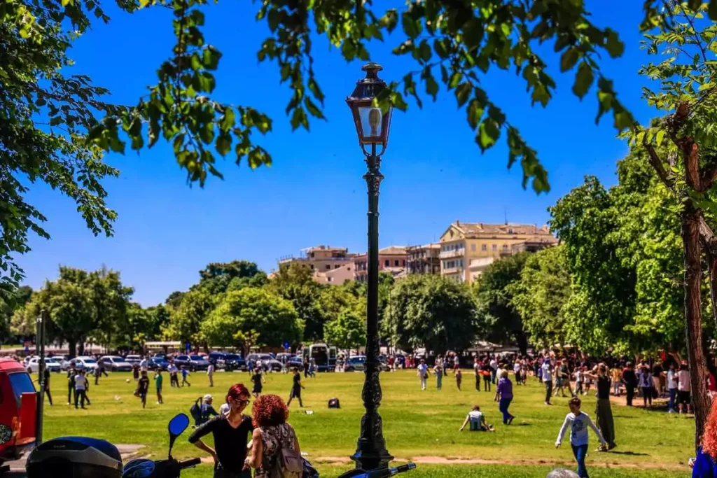 Στους 30 βαθμούς η θερμοκρασία μέσα στην εβδομάδα