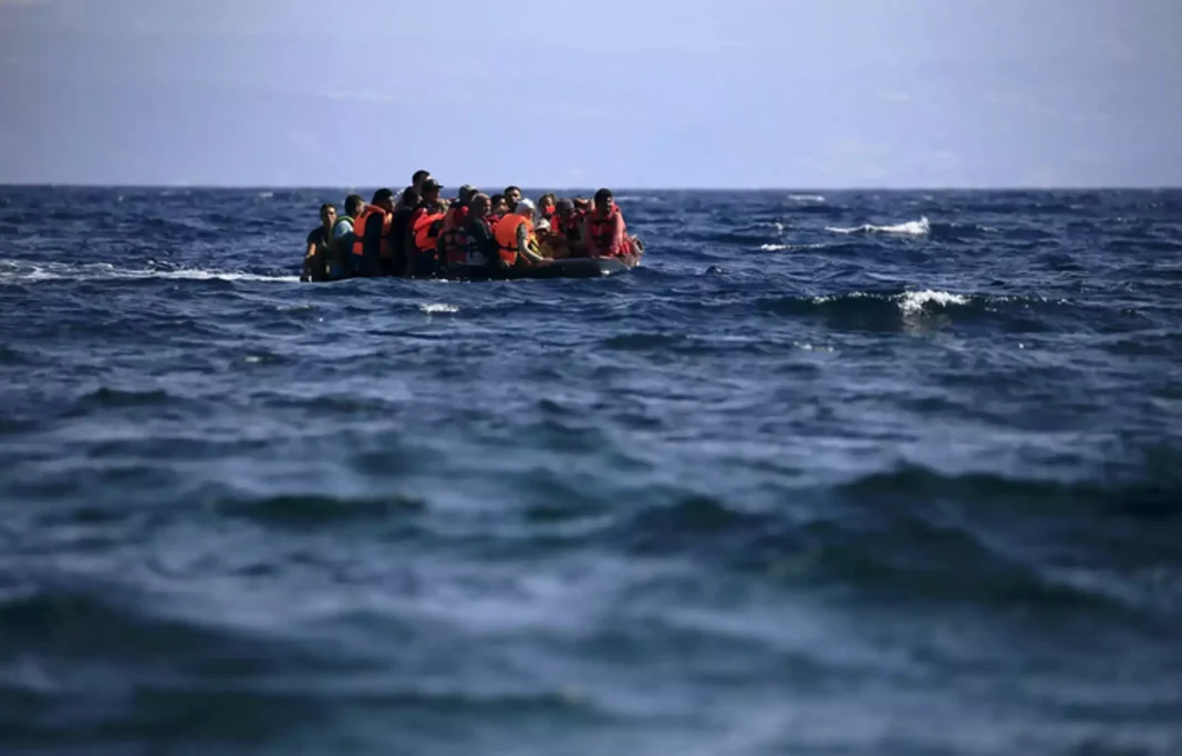 Επιχείρηση διάσωσης μεταναστών κοντά στη Γαύδο