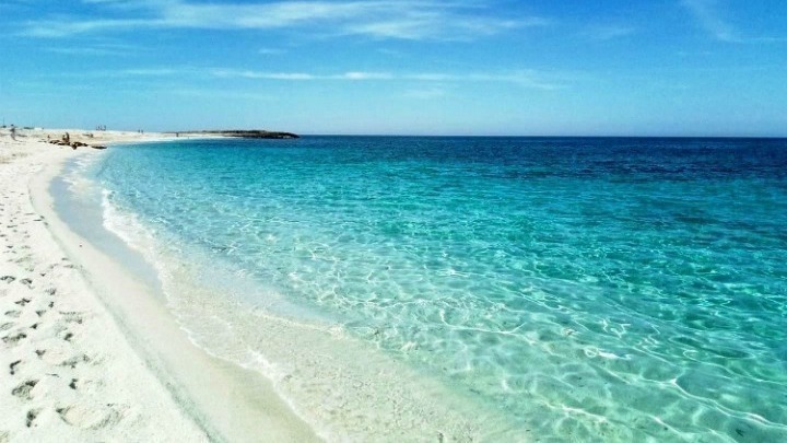 Άριστα νερά κολύμβησης στην Ελλάδα στο 95% των παραλιών