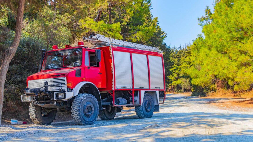 Στο… σφυρί από 80 ευρώ ελληνικά πυροσβεστικά