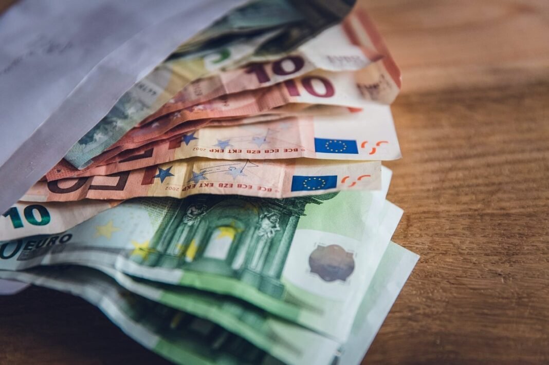 Οι αλλαγές στις συντάξεις και πώς επηρεάζουν τις αυξήσεις