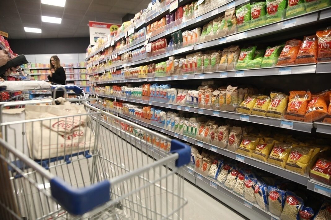 Σούπερ Μάρκετ: Μειώσεις από 5% μέχρι 24% στις τιμές 523 κωδικών