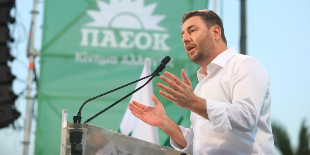 Θρίαμβος Ανδρουλάκη στις εκλογές του ΠΑΣΟΚ