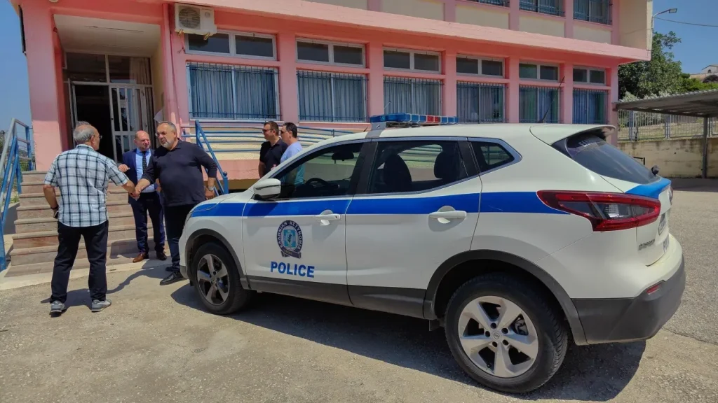 Αργολίδα: Εκλογικός αντιπρόσωπος δεν άφηνε τον κόσμο να ψηφίσει!