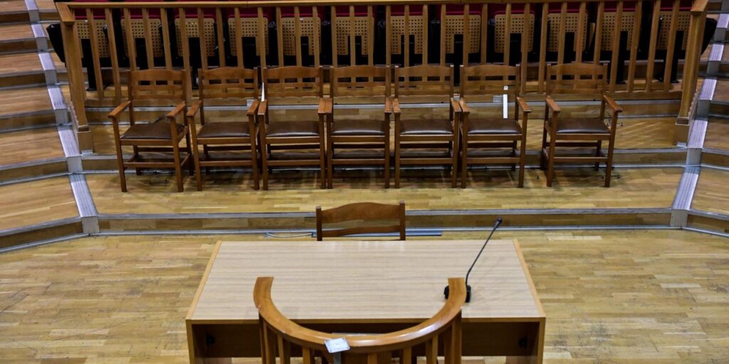 Ποινικολόγος για 43χρονη ασκούμενη: Εκείνη με χτύπησε όχι εγώ!