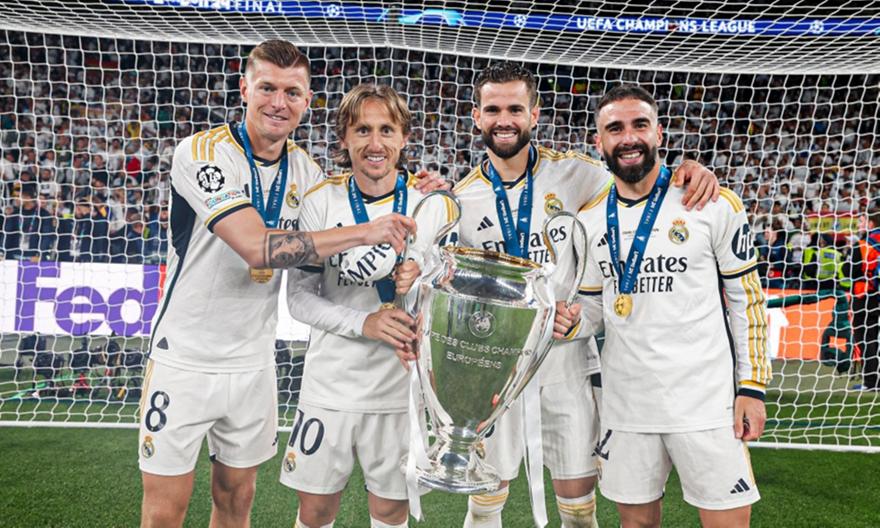 Κρόος, Μόντριτς, Νάτσο και Καρβαχάλ έφτασαν τα 6 Champions League και έπιασαν τον «θρύλο» Χέντο!