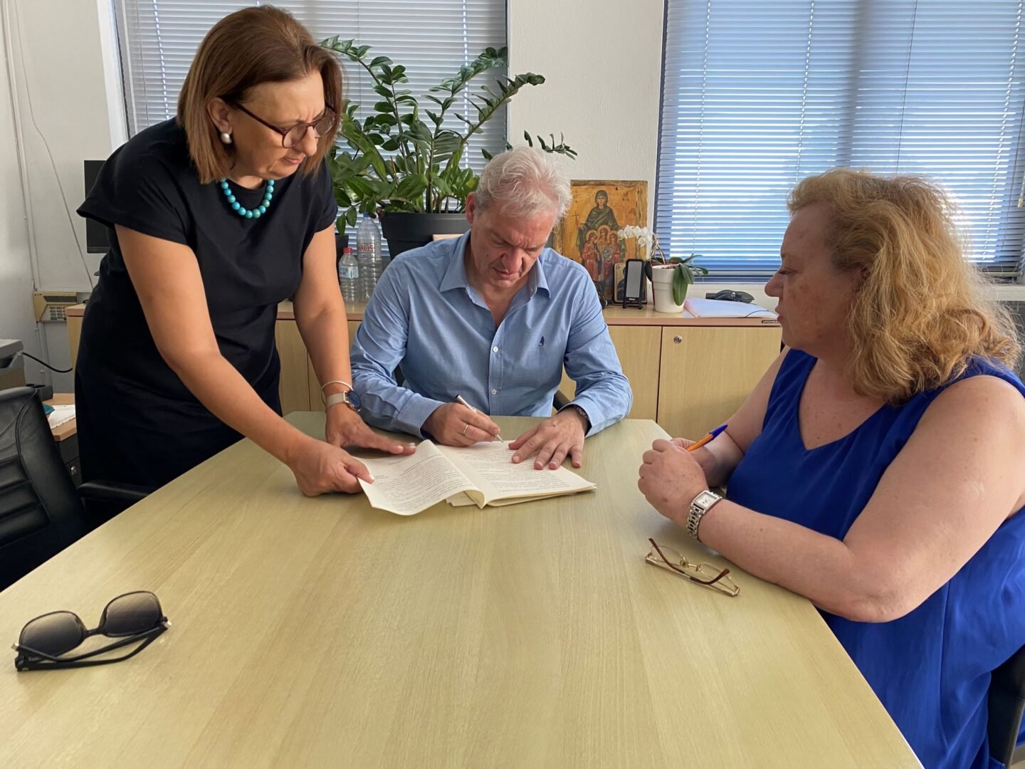 Υπογράφτηκε η σύμβαση για το δάνειο του Δήμου Ηρακλείου