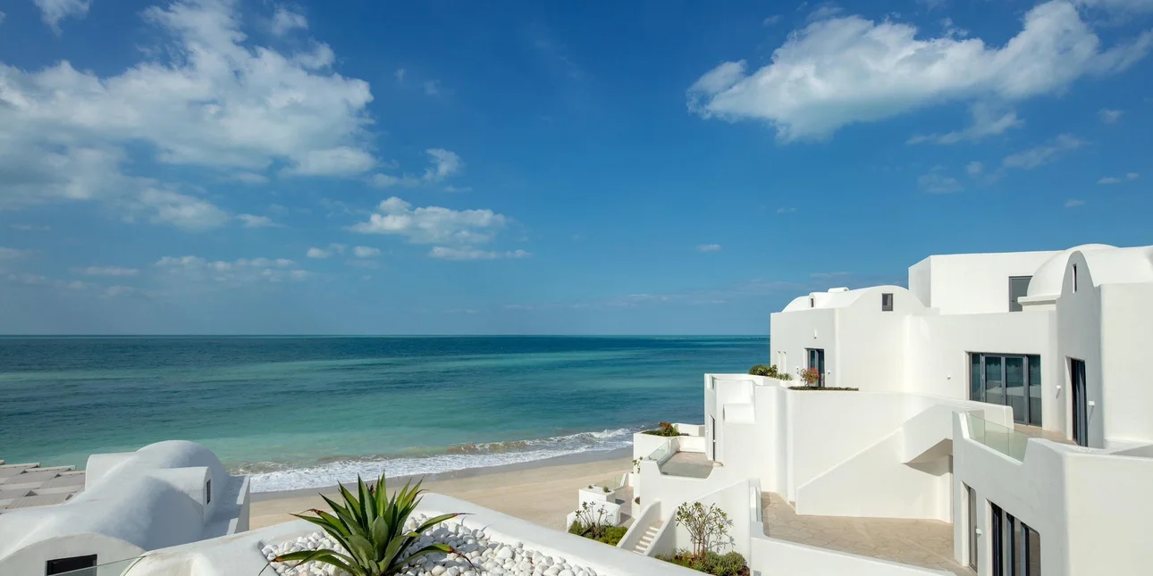 Έφτιαξαν… απομίμηση της Σαντορίνης στο Άμπου Ντάμπι