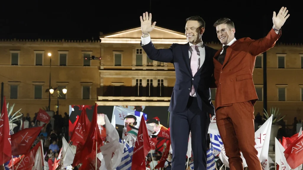 Κασσελάκης από Σύνταγμα: Να τελειώσει η αλλαζονεία του 41%